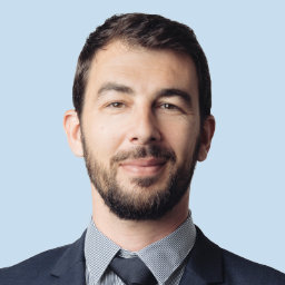 Dr. Yannick Romero